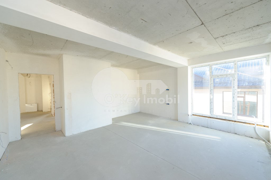 Duplex, 300 mp, versiune albă, 2 nivele + mansardă, Ciocana 249000 € ! foto 4