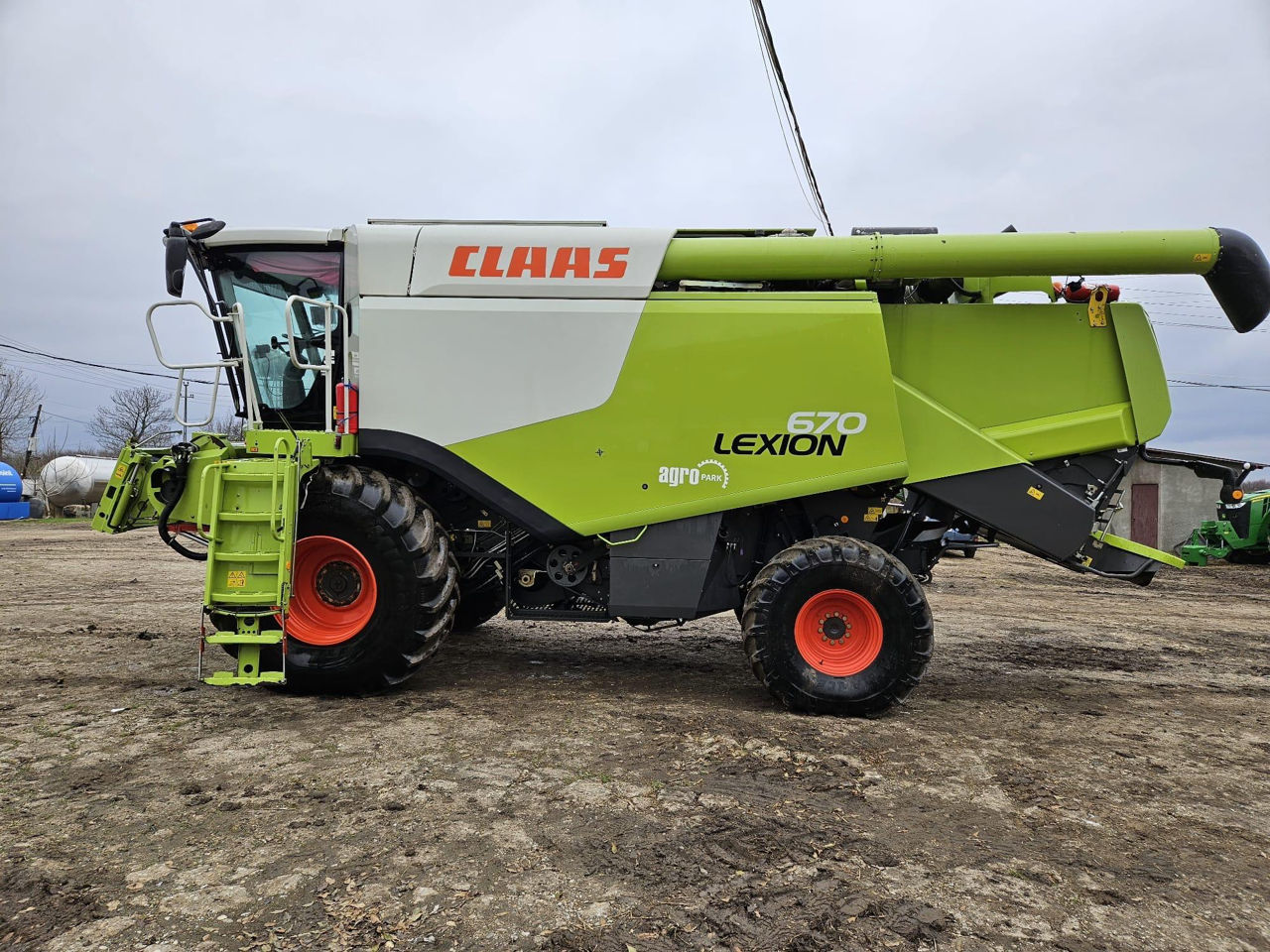 Claas Lexion 670 4X4 Montana 2014 фото 0
