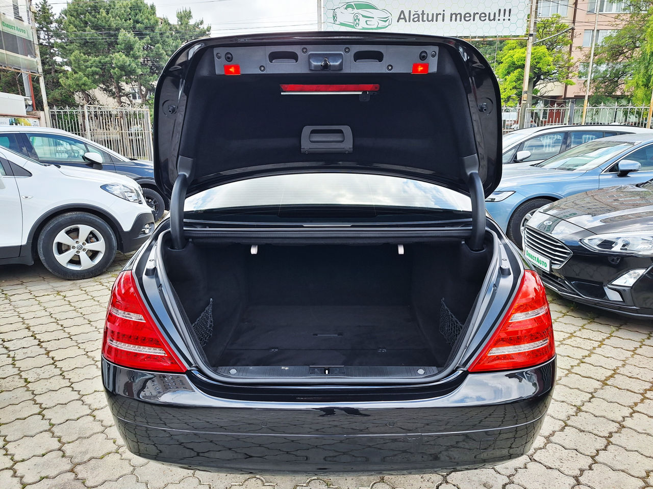 Mercedes S-Class foto 12