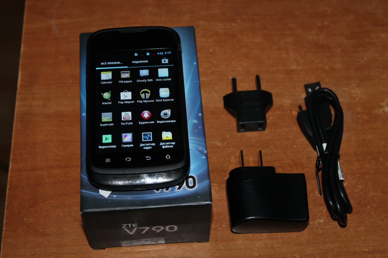 Дешевый dual-sim смартфон ZTE V790 Balti