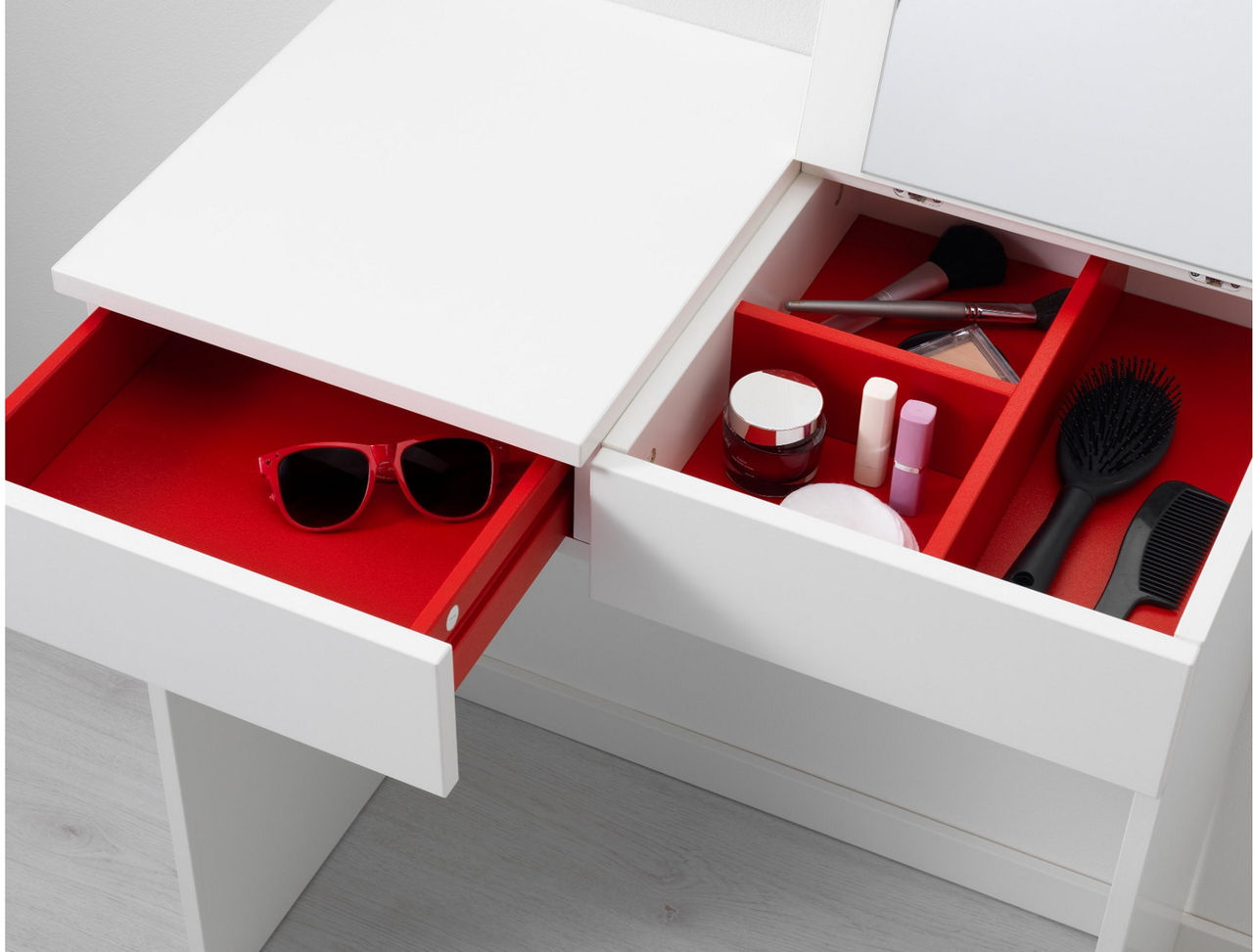 Masă de toaletă Ikea Brimnes 70x42 foto 1