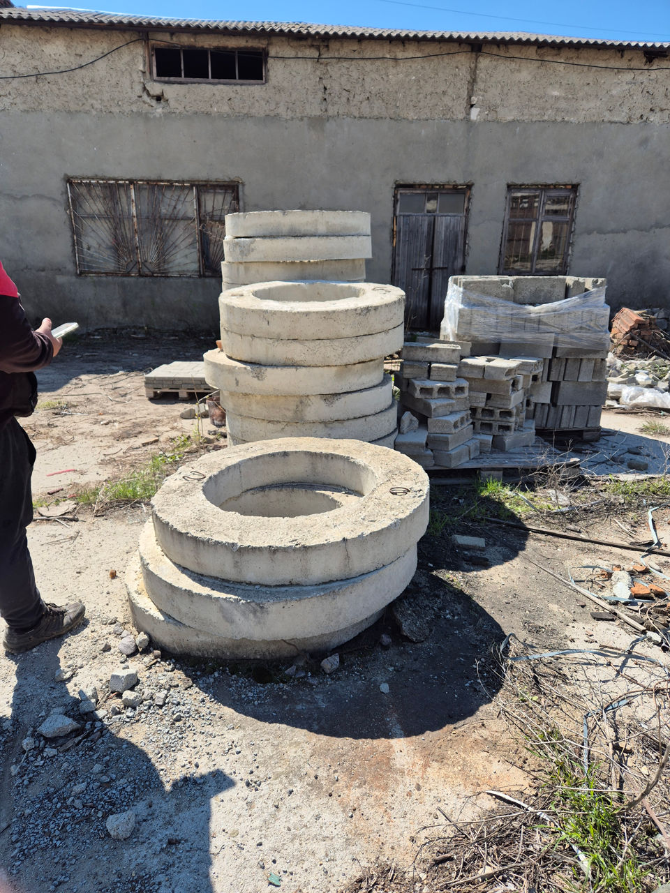 De vânzare inele din beton armat – pentru fântână sau canalizare foto 0
