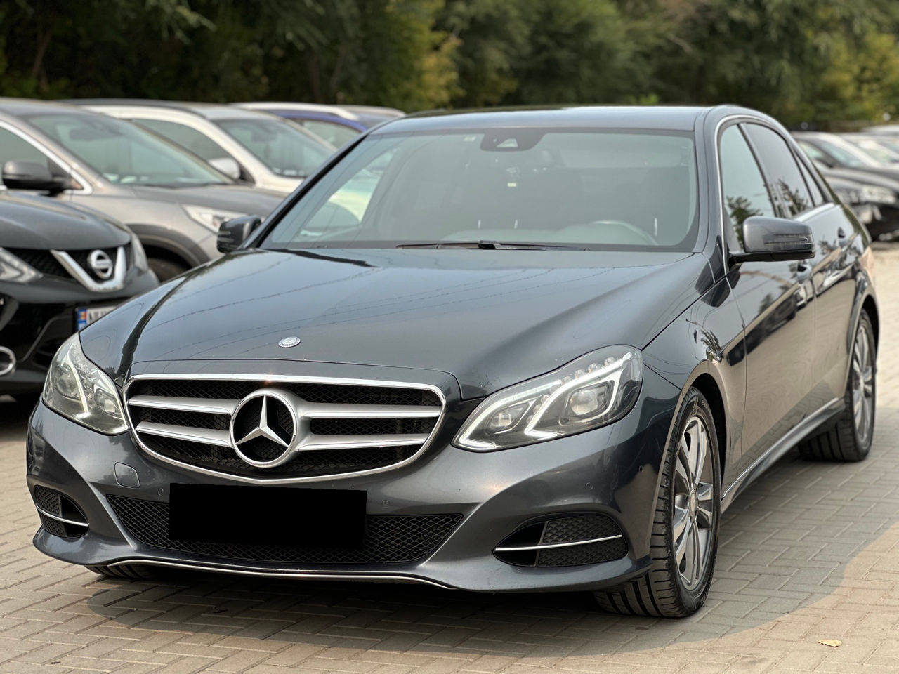 Mercedes E-Class foto 0