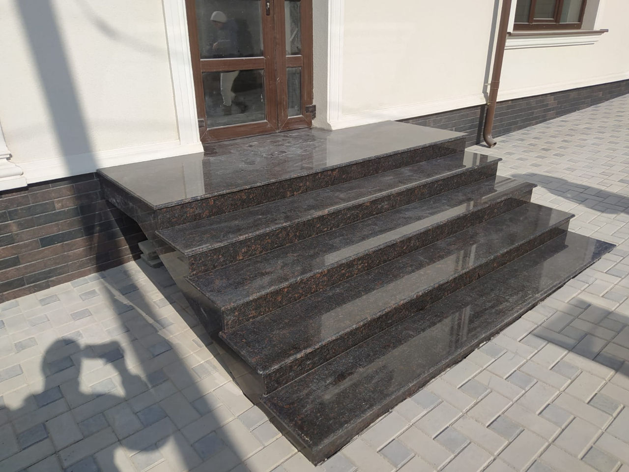 Плитка из гранита Tan Brown (30х60х1 см)  всегда в наличии! фото 7