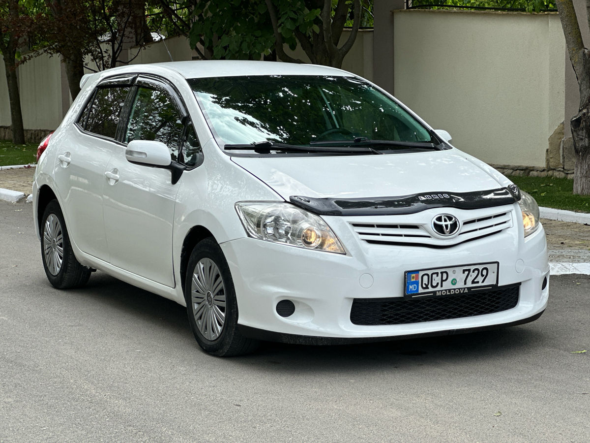 Toyota Auris foto 0