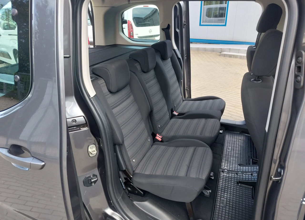 Opel Combo фото 14