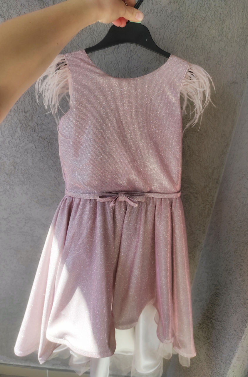 Платье на 7-8 лет