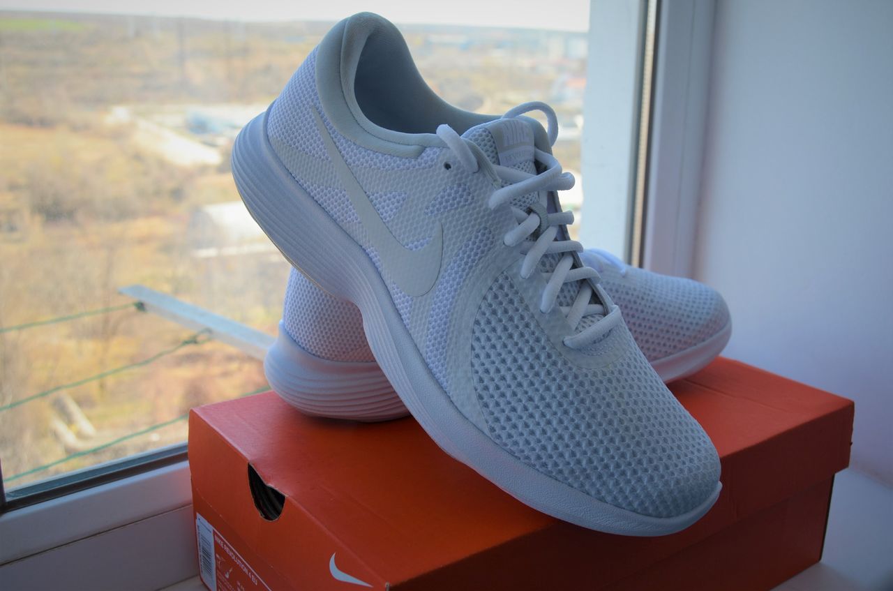 Кроссовки Nike