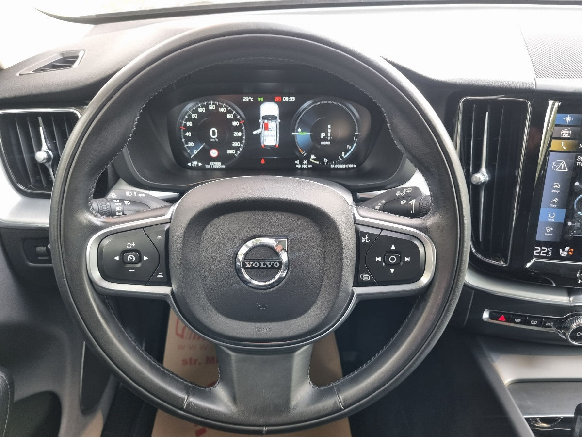 Volvo XC60 2021 photo 16