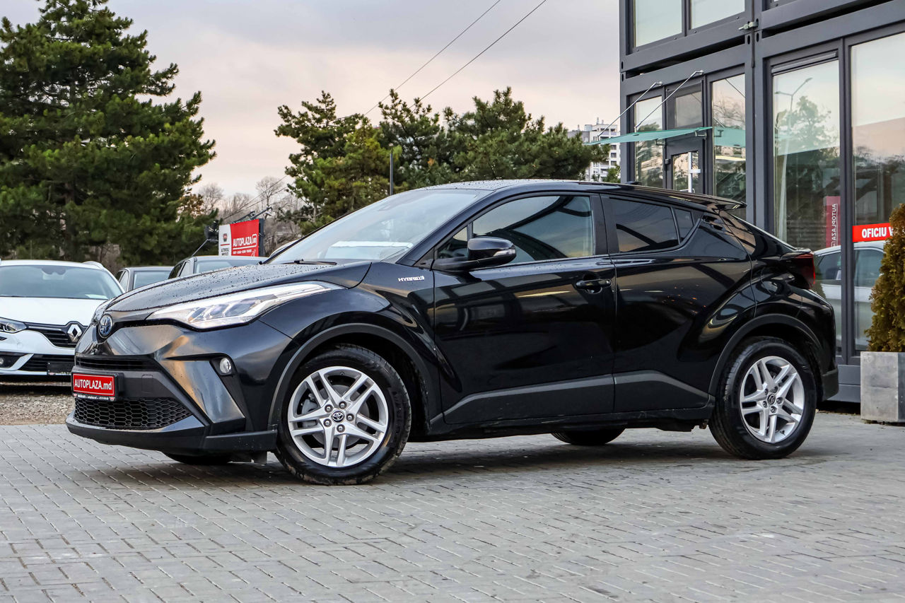 Toyota C-HR foto 3