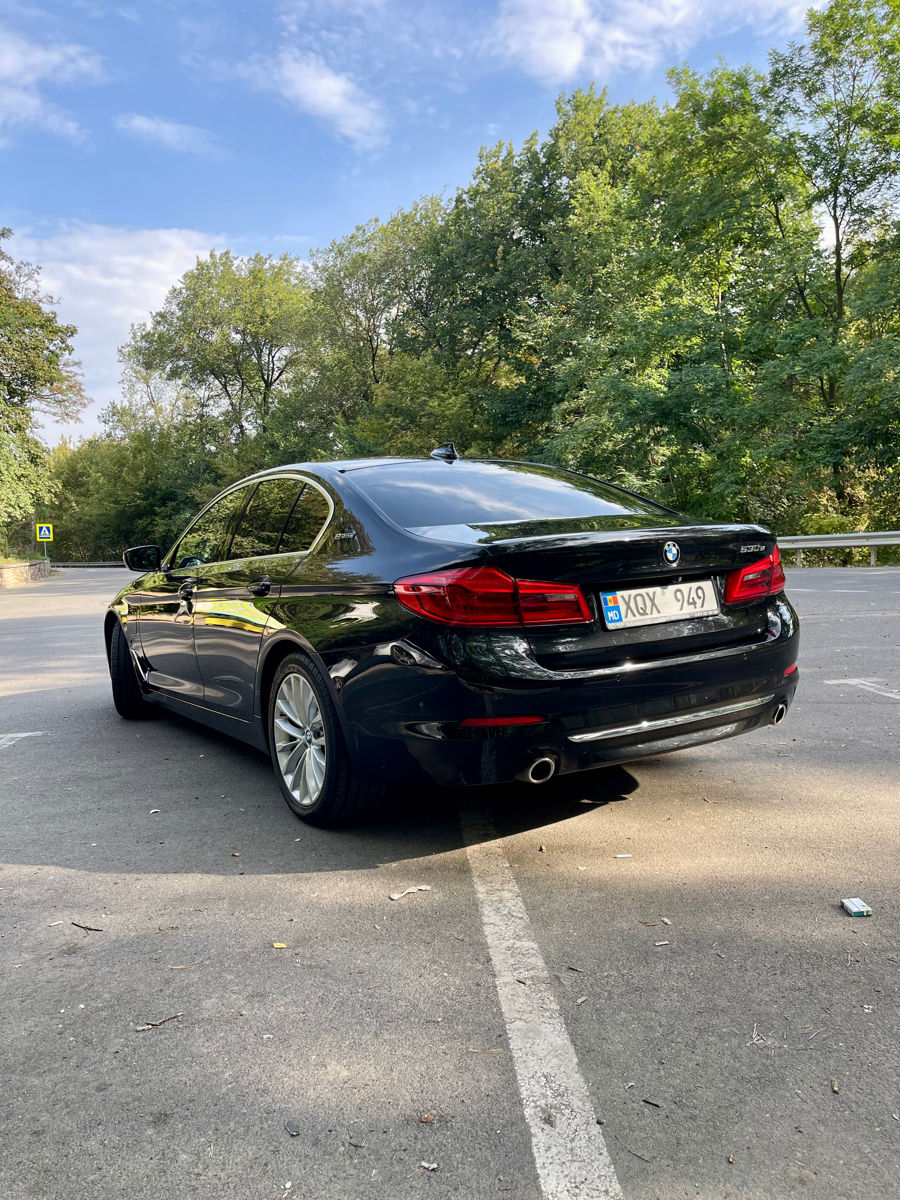 BMW 5 Series foto 3