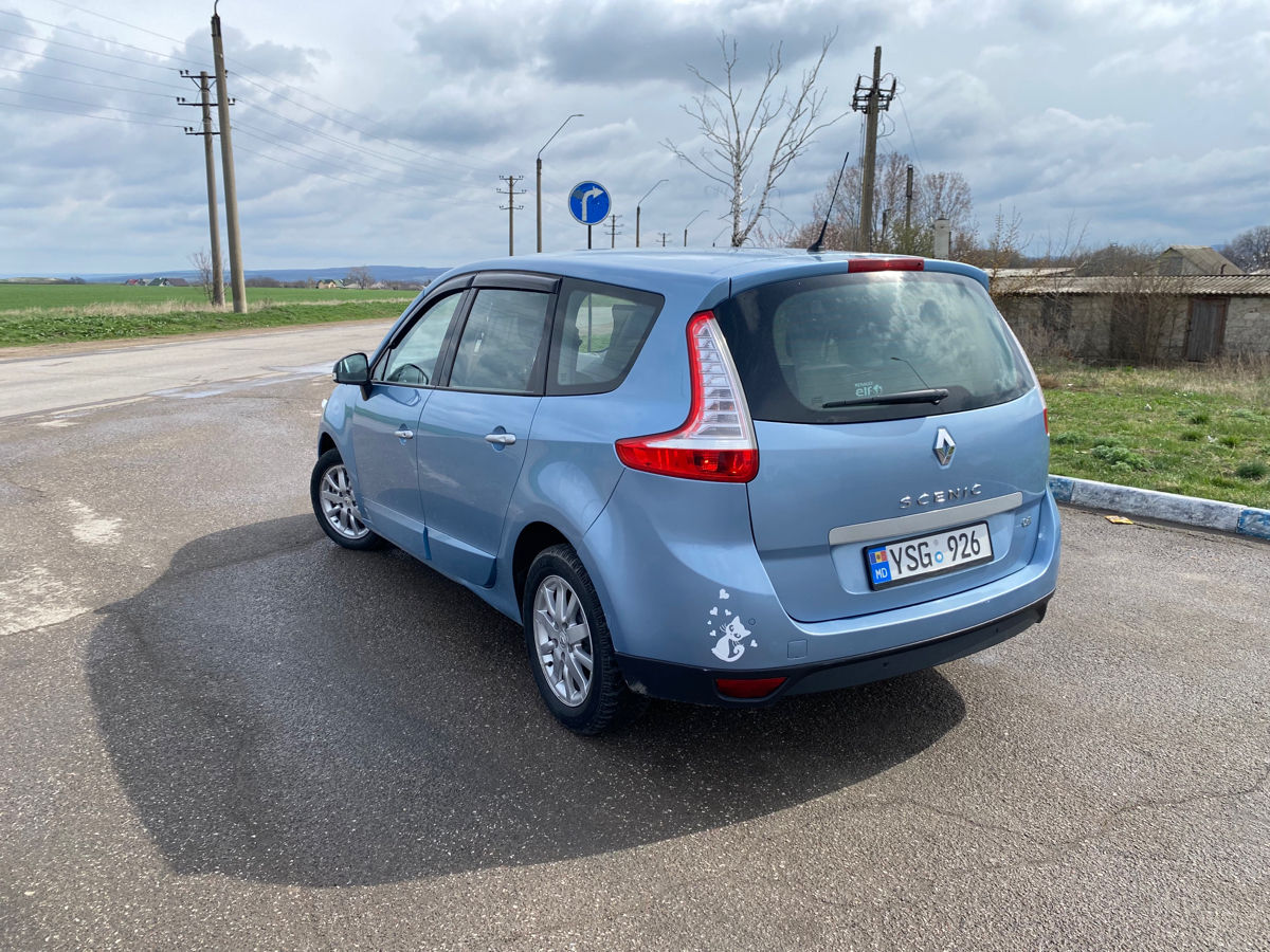 Renault Grand Scenic foto 4