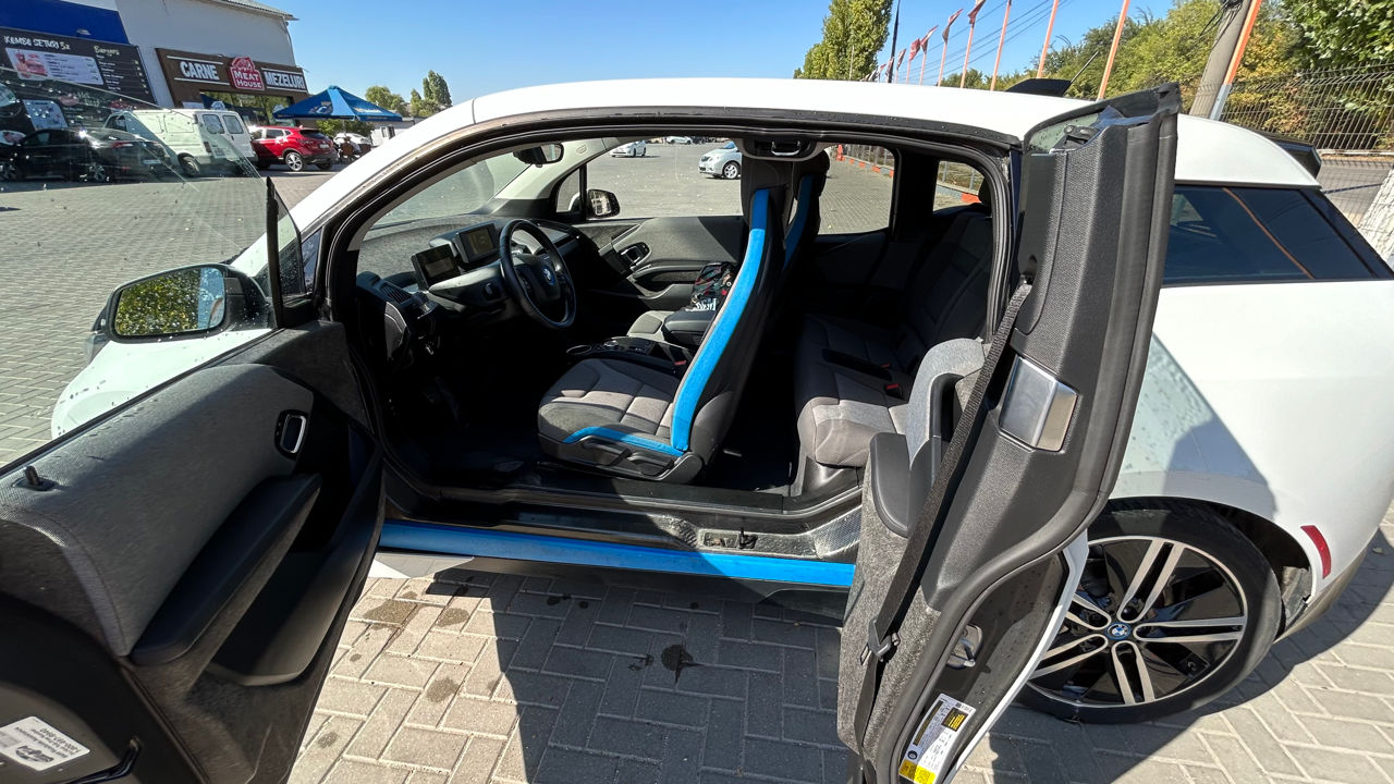 BMW i3 фото 11