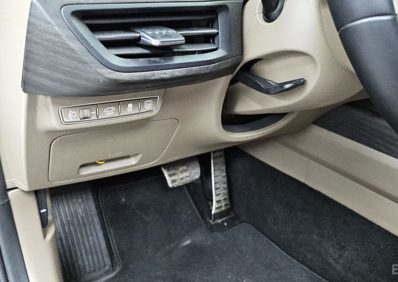 KIA K8 фото 14