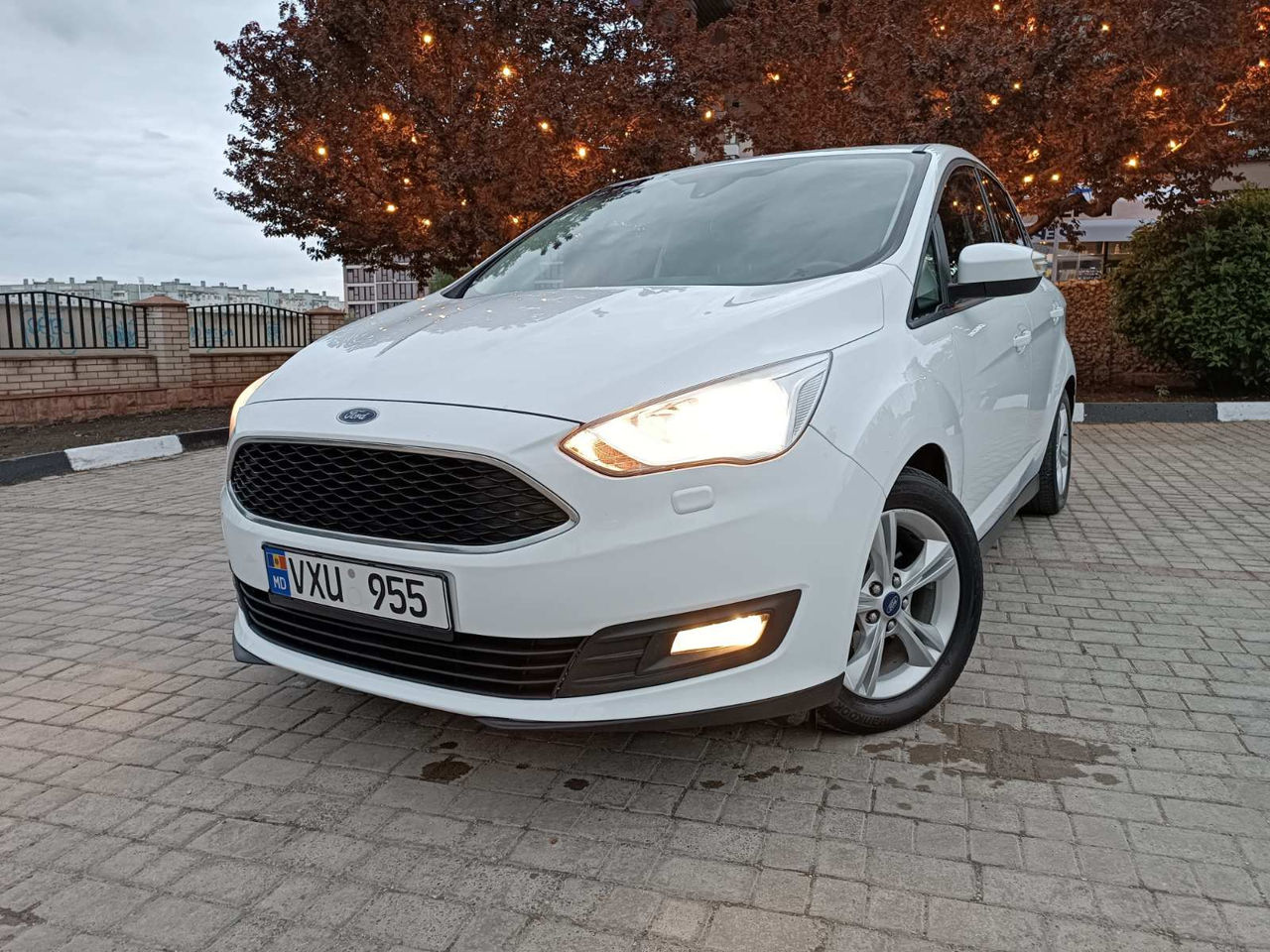 Ford C-Max foto 0