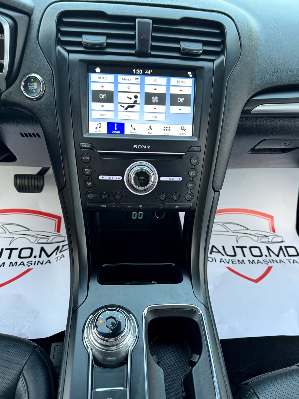 Ford Fusion фото 10