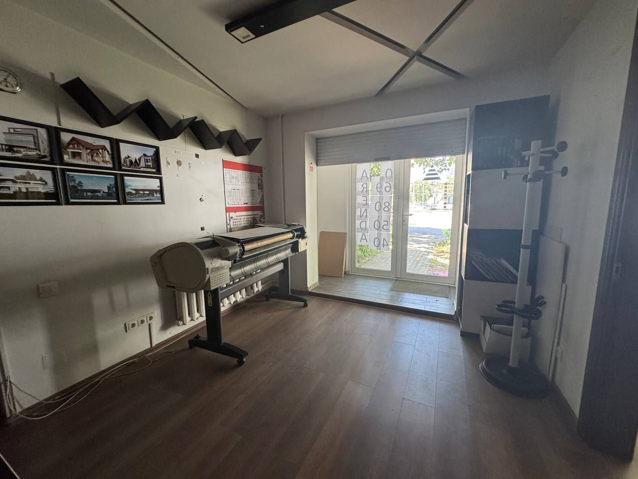 Spațiu Comercial / Birou de Închiriat – Str. Independenței foto 3