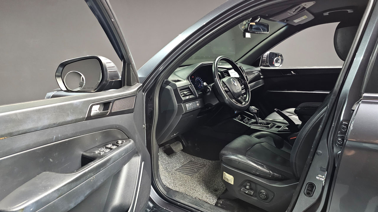 Ssangyong Rexton фото 4