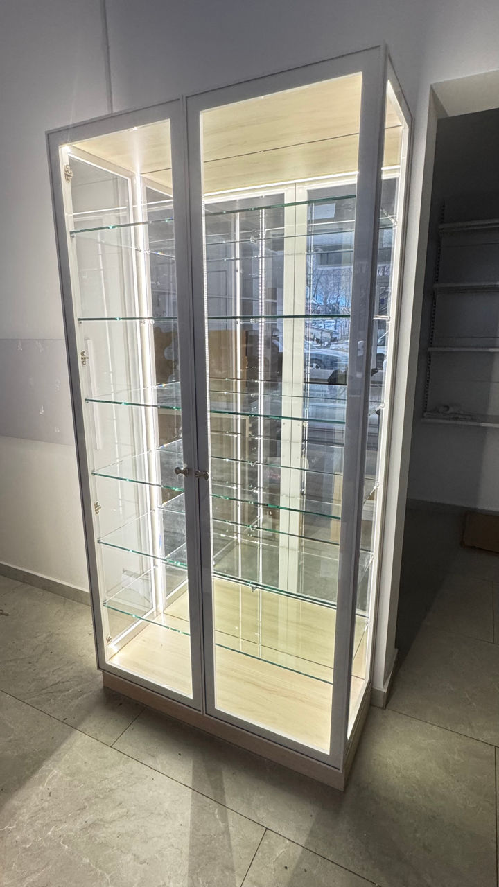 Mobilier nou cu lumina LED și oglindă фото 7