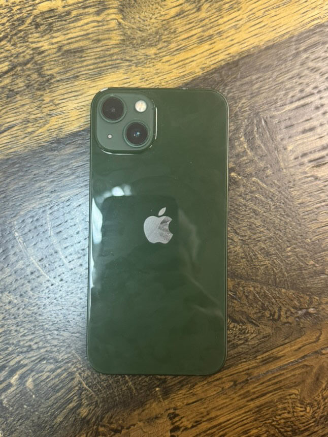 Продаю 13-й iPhone зелёный фото 0