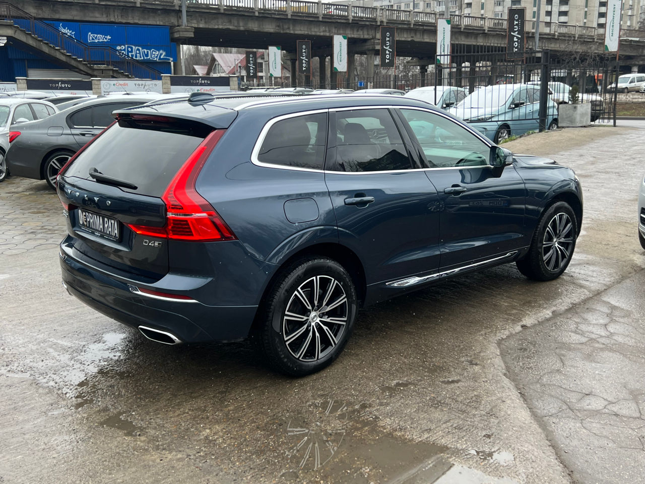 Volvo XC60 foto 1