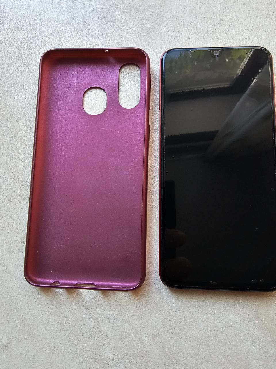 Samsung Galaxy A40 (A405F) foto 2