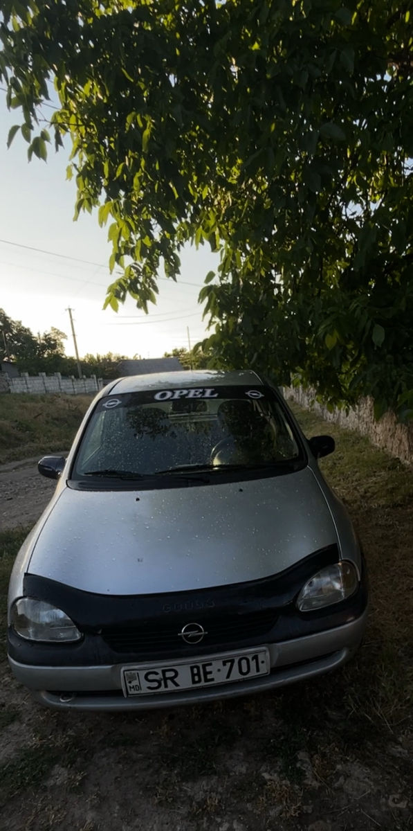 Opel Corsa foto 4