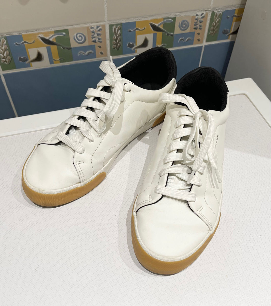 ! Pantofi sport Bershka  M. 40 foto 1