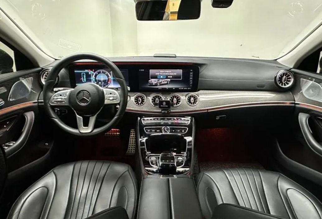 Mercedes CLS-Class foto 4