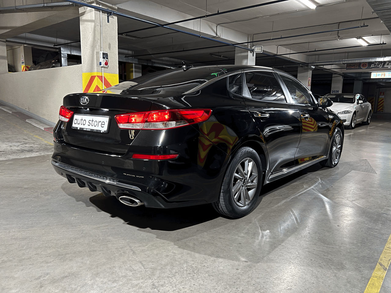KIA K5 foto 2
