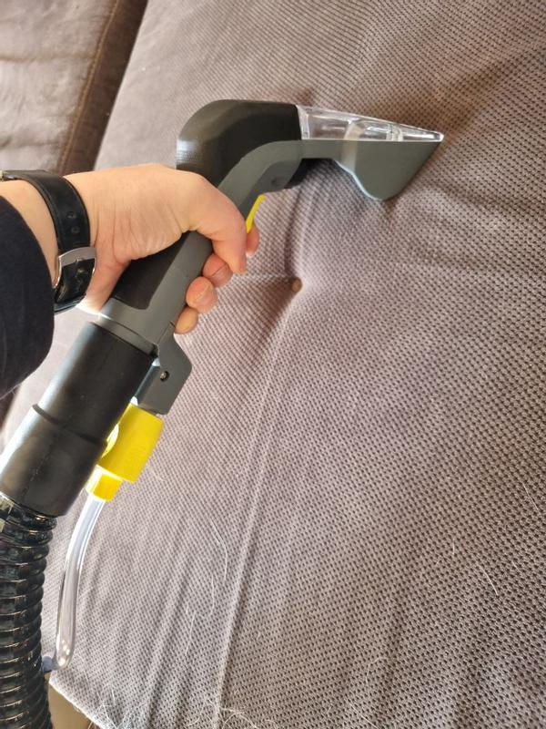 Chirie aspirator cu apă Karcher Puzzi foto 1