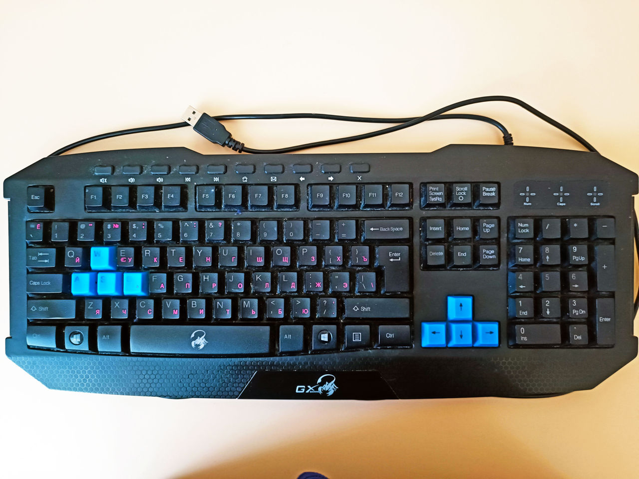Клавиатура проводная Genius Scorpion K215 USB Black, с LED-подсветкой