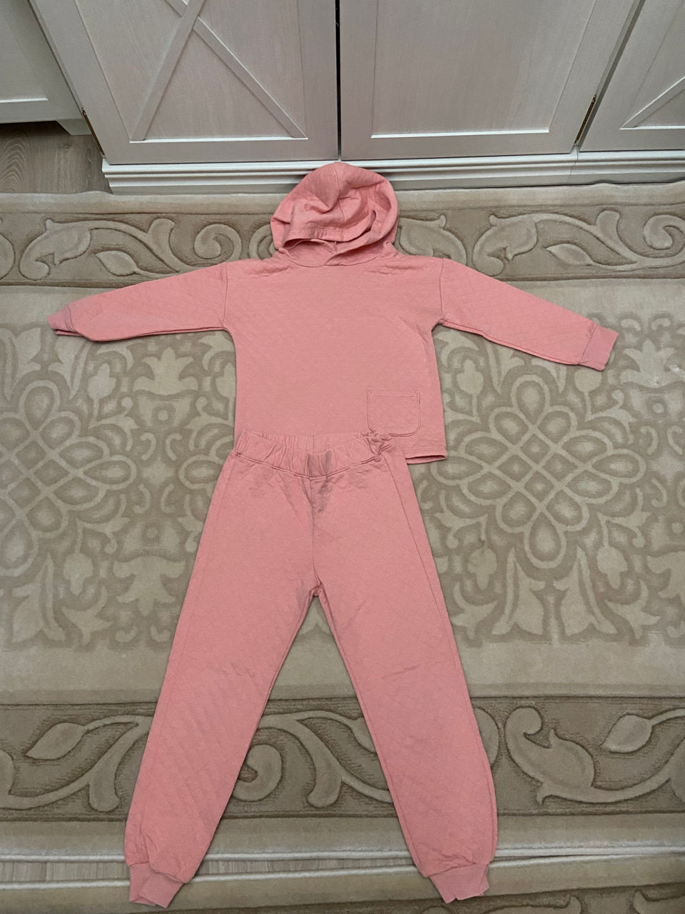 Set pantaloni și coftita la pachet 7/8 ani foto 4