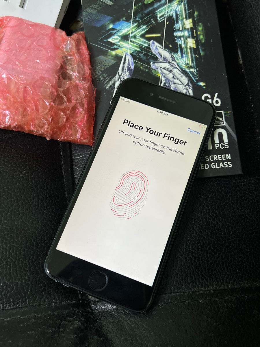 Iphone 7 32gb casti , husa , incarcator foto 2
