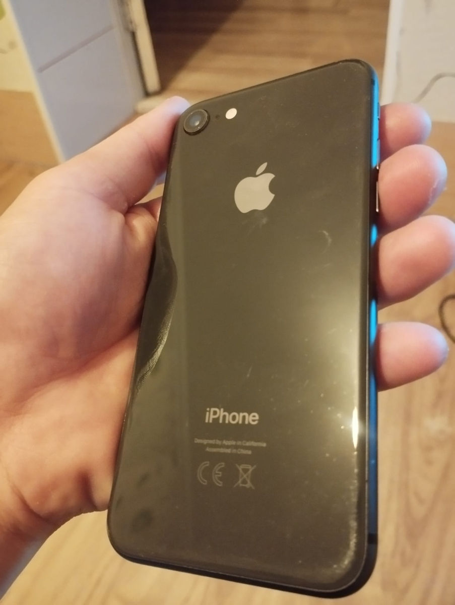 iPhone 8  foto 0