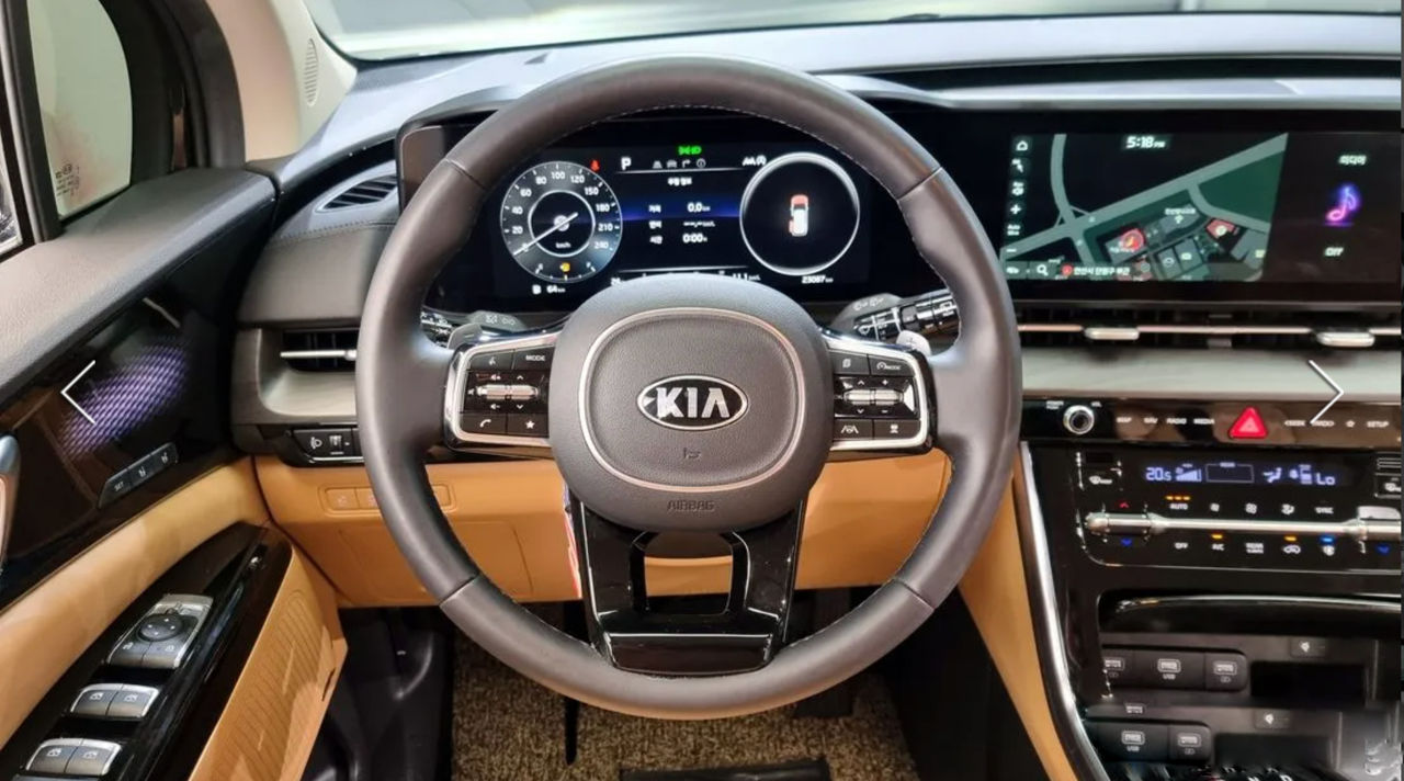 KIA Carnival foto 8