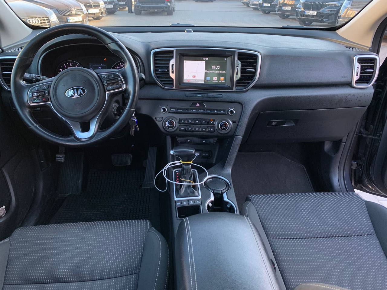 KIA Sportage foto 8