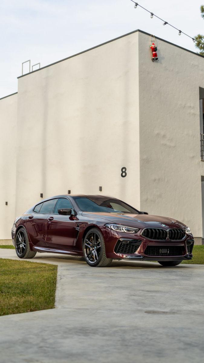 BMW M8 foto 1