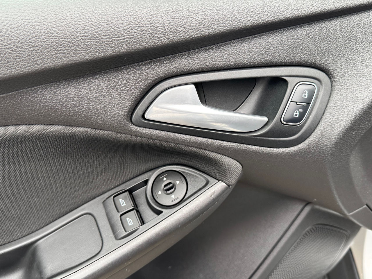 Ford Focus foto 16