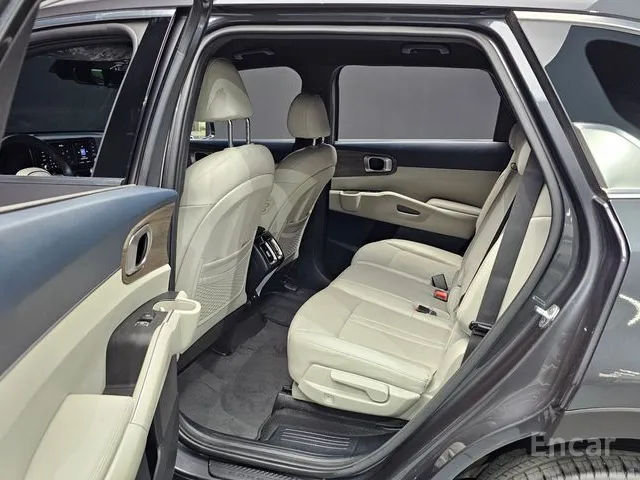 KIA Sorento фото 11