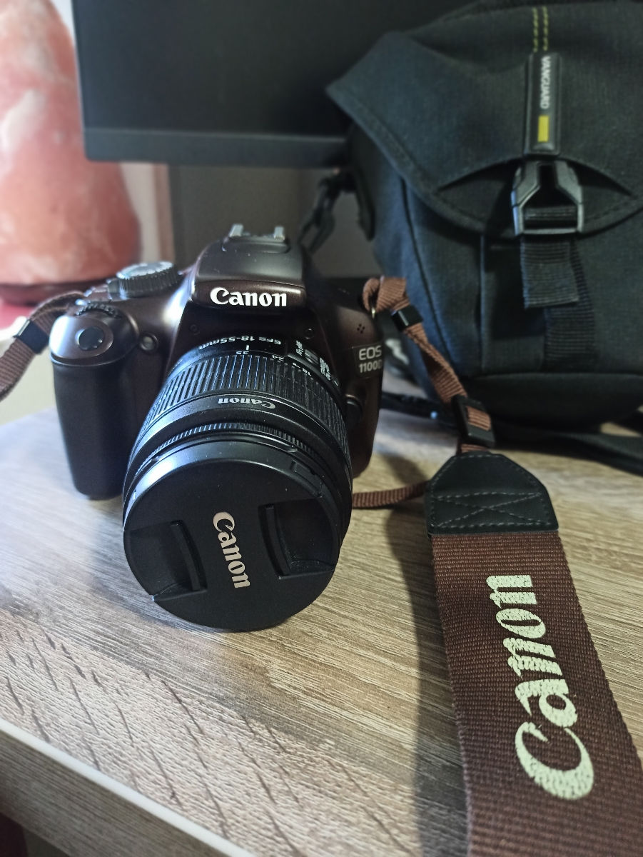 Canon EOS 1100 foto 0