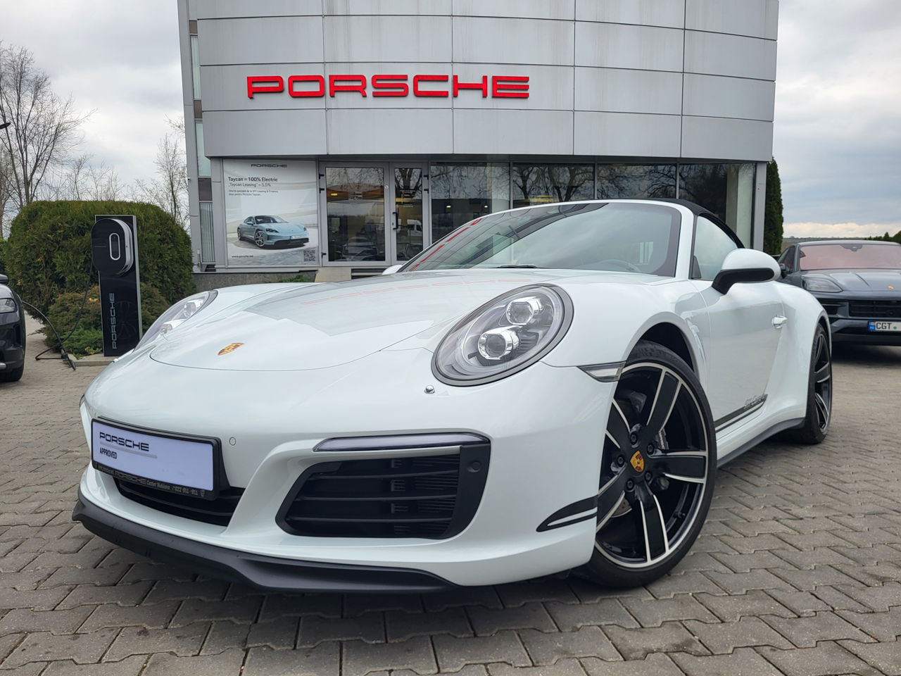 Porsche 911 фото 0