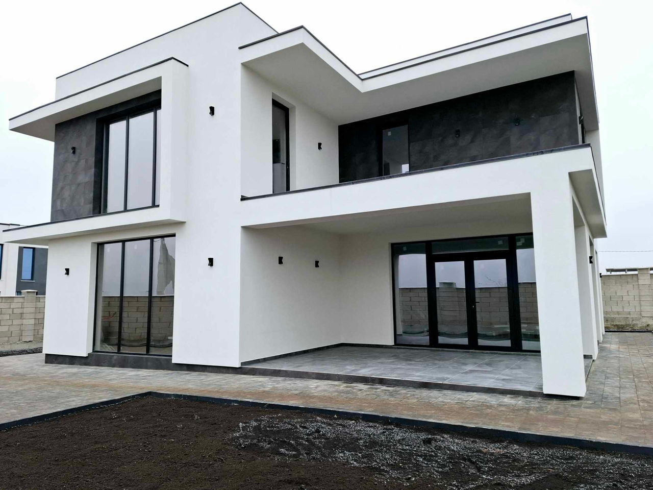 Casa Noua in Stil Hi-Tech, in Poiana Domneasca, Durlesti foto 15