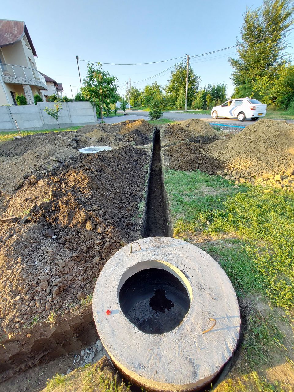 Săpăm canalizaţii,curăţim fîntîni dezinfectăm de la nord până la sudul Moldovei foto 5