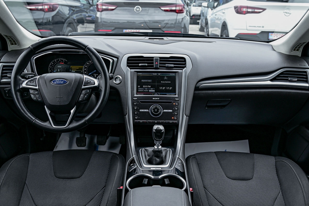 Ford Mondeo фото 6
