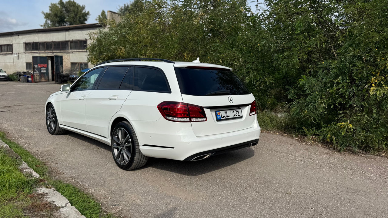 Mercedes E-Class foto 3