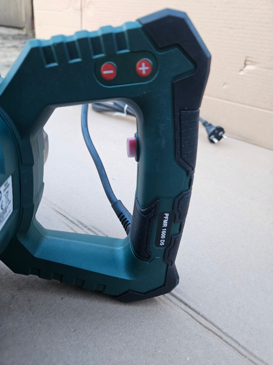 Mixer de vopsea și mortar PARKSIDE® »PFMR 1600 D5« foto 3