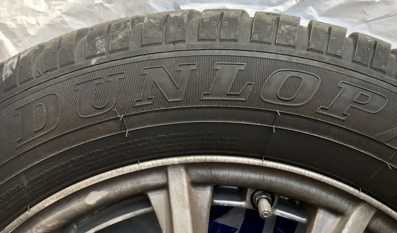 Комплект колёс 205/60 R16.       Roti de earna cu discuri la 16 фото 2