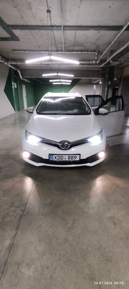 Toyota Auris foto 5