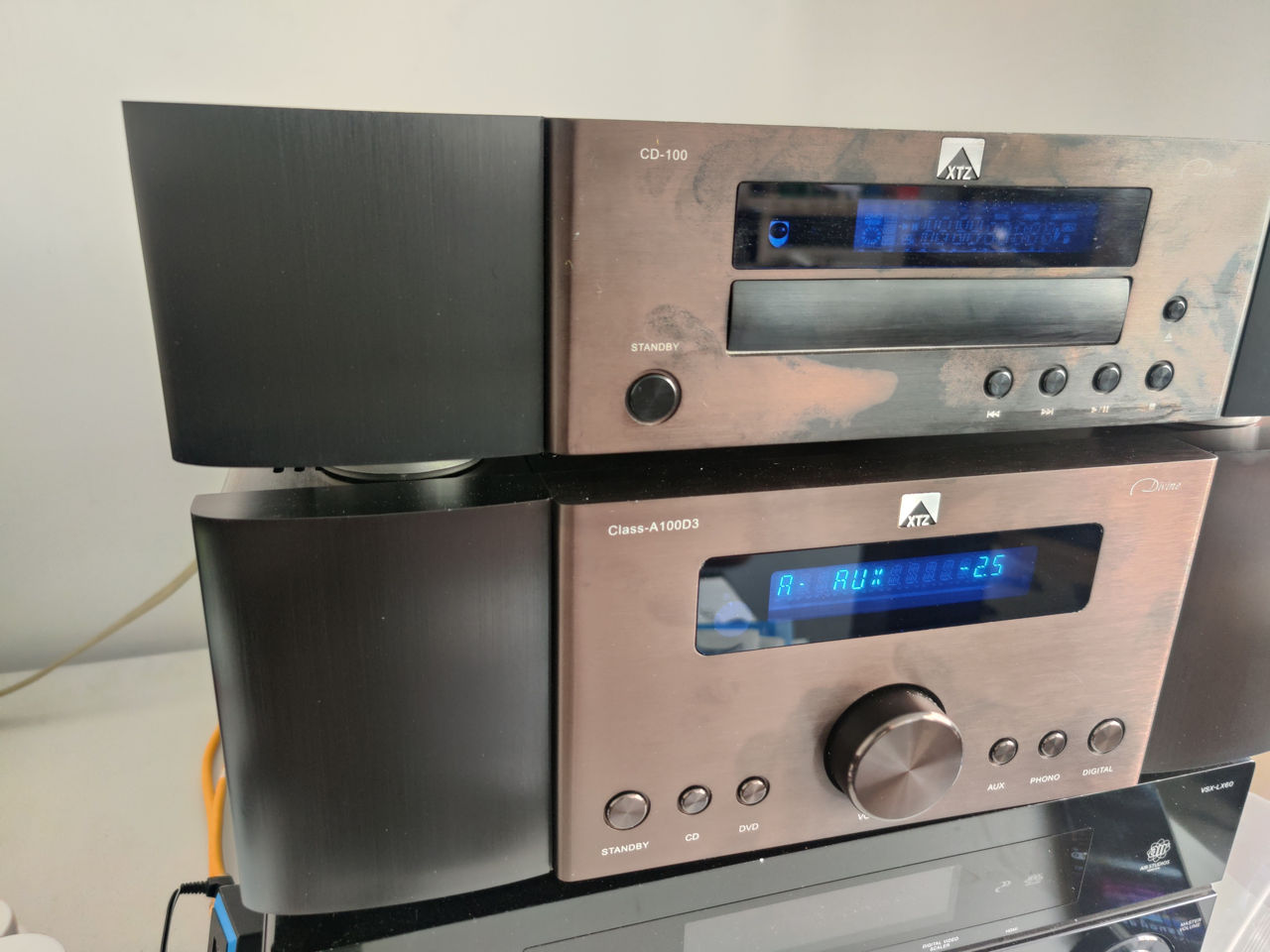 Xtz Cd 100 foto 1